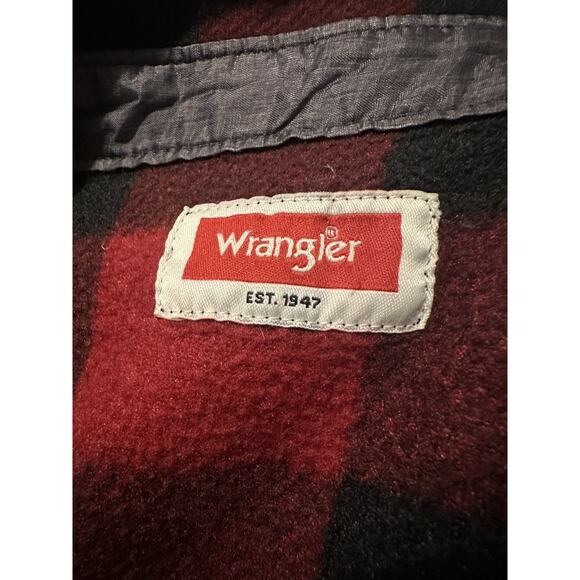 Wrangler Men’s M Red Black Buffalo Plaid Flannel Shirt Long Sleeve Outdoor - Picture 2 of 6